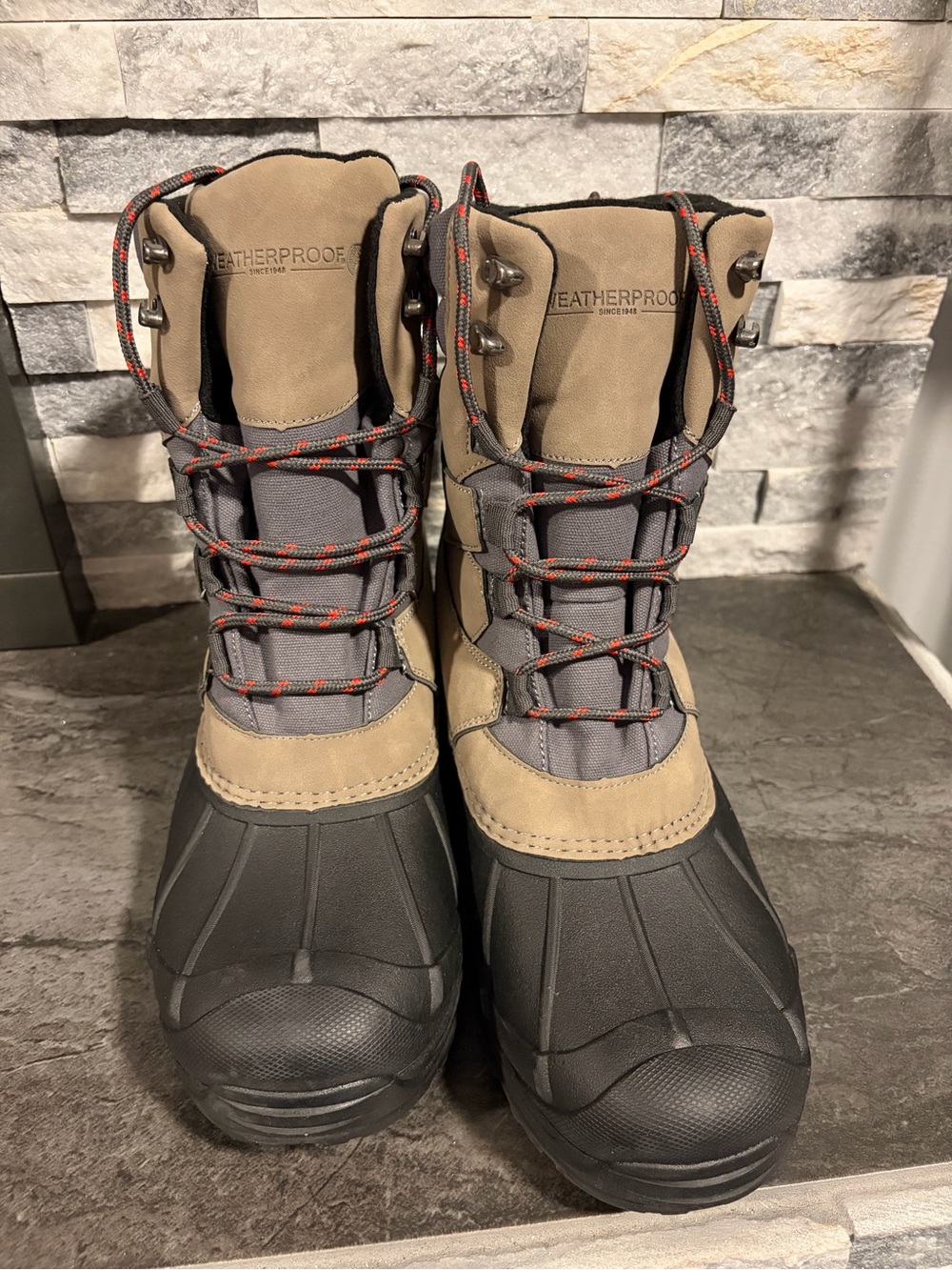 Weatherproof 3M Thinsulate Tan and Black Men's Insulated Snow Boots - Picture 2 of 7